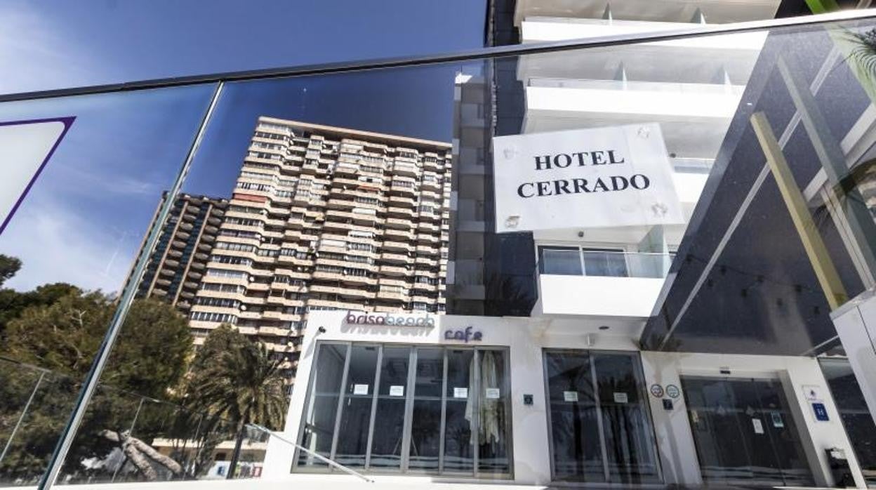 Hotel cerrado en Benidorm