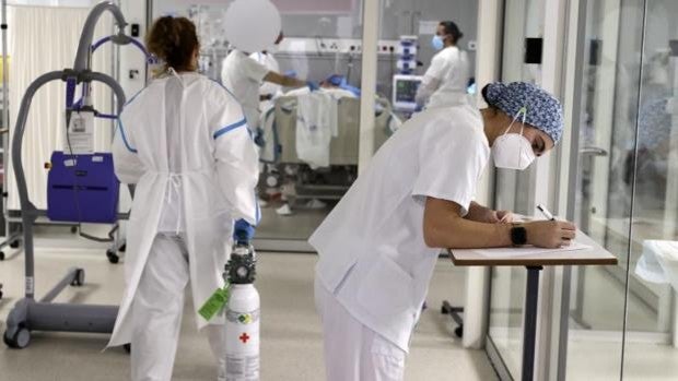 Coronavirus: Galicia detecta en Vigo los dos primeros casos de Ómicron