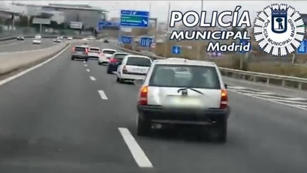 Peligrosa persecución en San Blas tras darse a la fuga por robar en un supermercado