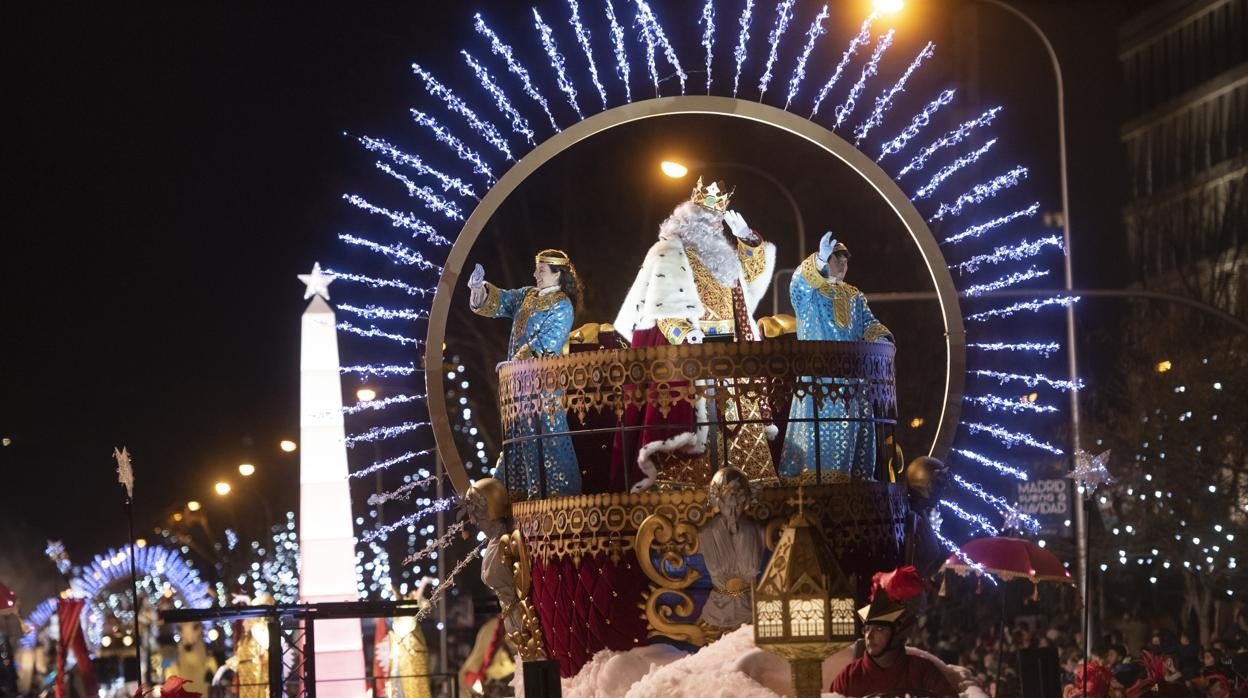 Imagen de archivo de la Cabalgata de Reyes Magos en Madrid en 2020