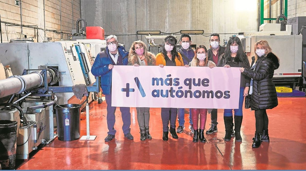 Promotores de uno de los nuevos partidos, Más que Autónomos (+QA)