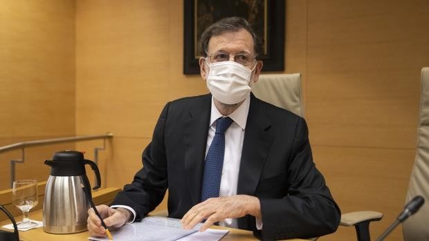 Rajoy niega cualquier vínculo con Villarejo y defiende a Cospedal y a la cúpula de Interior