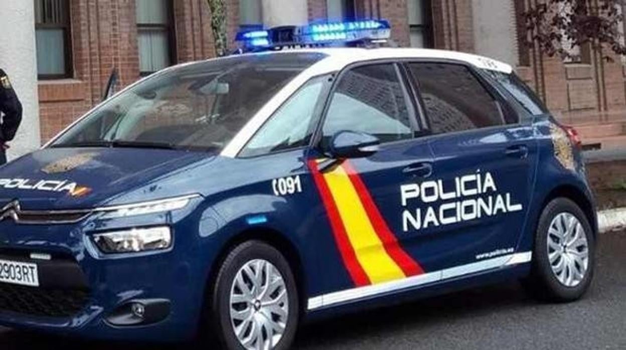 Vehículo de la Policía Nacional