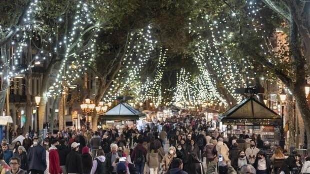 Así afectará al transporte público de Barcelona la cabalgata de Papá Noel en Sants