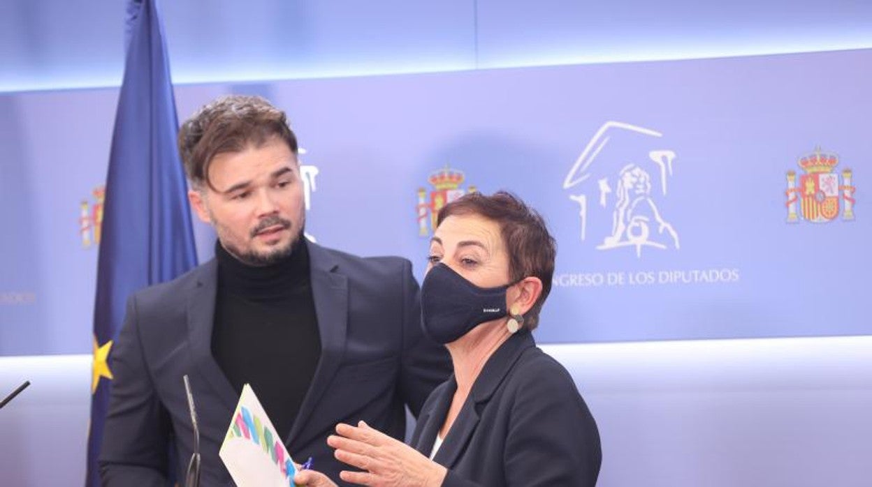23/11/2021. Congreso de los Diputados. Rueda de prensa de Gabriel Rufián (ERC) y Mertxe Aizpurua (Bildu)
