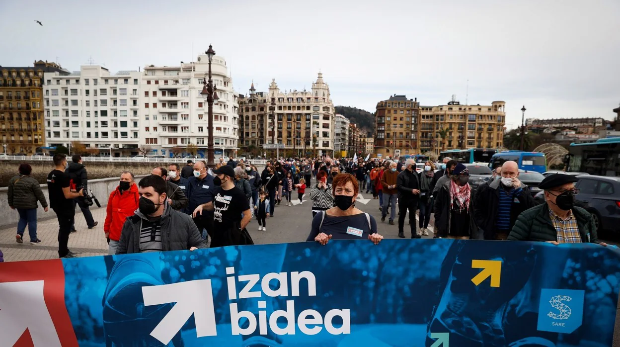 Manifestación de Sare el pasado domingo en San Sebastián a favor de los presos etarras