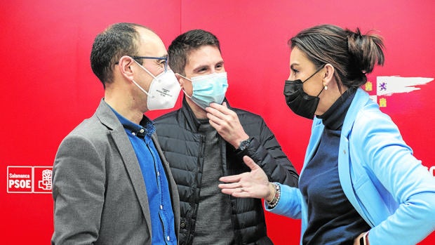 El PSCL responsabiliza al PP de los nuevos partidos localistas: «Son su creación»