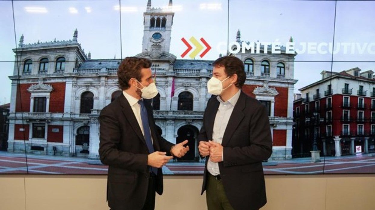 Pablo Casado y Alfonso Fernández Mañueco, en el Comité Ejecutivo Nacional del miércoles