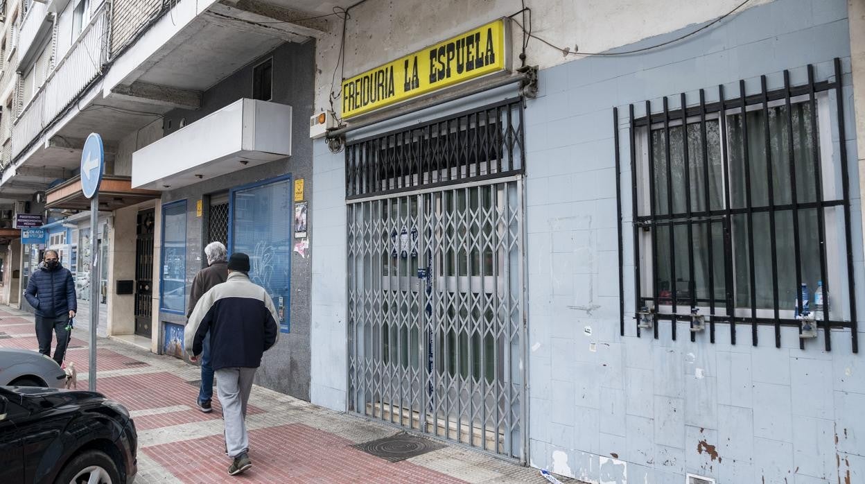 El bar La Espuela, en Parla, donde fueron hallados los dos cadáveres