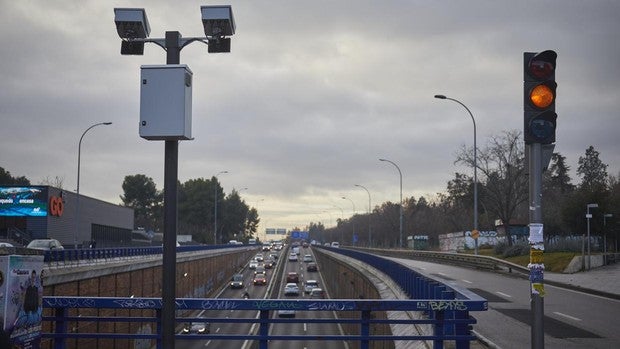 Guía para circular en Madrid: los vehículos sin etiqueta ya no pueden acceder al interior de la M-30