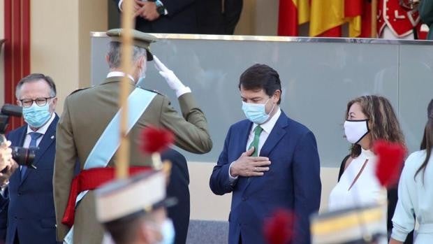 Fernández Mañueco asiste en el Palacio Real de Madrid a la celebración de la Pascua Militar