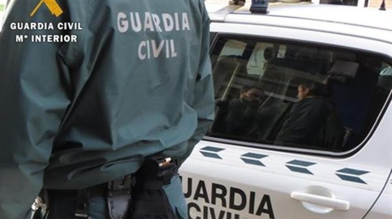 La Guardia Civil fue alertada de los hechos por los vecinos