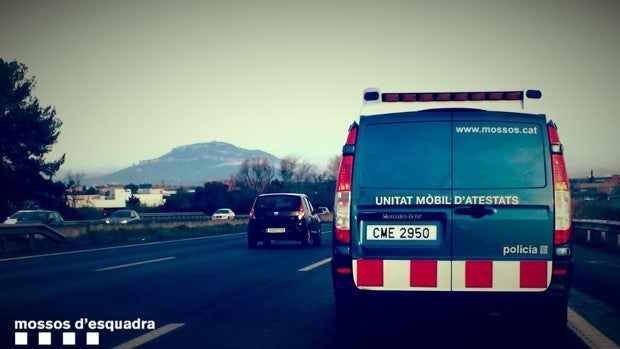 Fallecen los conductores de dos coches tras una colisión frontal en Vidreres (Gerona)