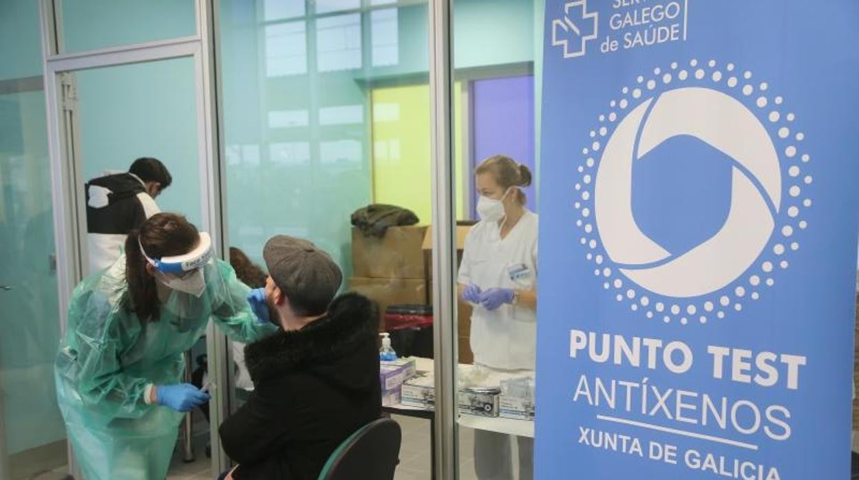 Pruebas de antígenos gratuitas para detectar el Covid en la estación de tren de Vigo