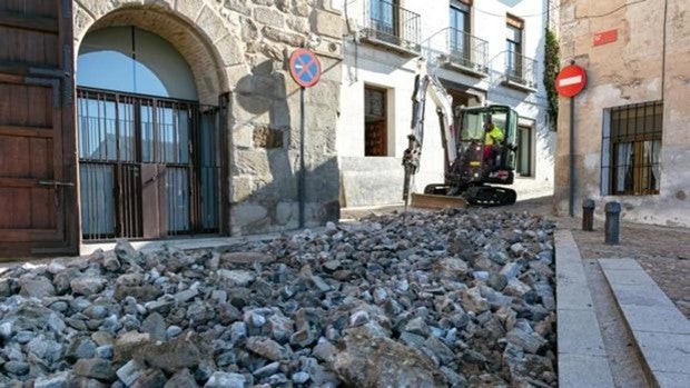 Obras en el Casco Histórico, en la plaza del Conde