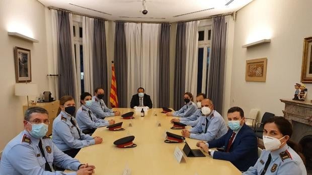 Interior niega una «purga» en los Mossos y se escuda en su competencia para realizar cambios en la cúpula