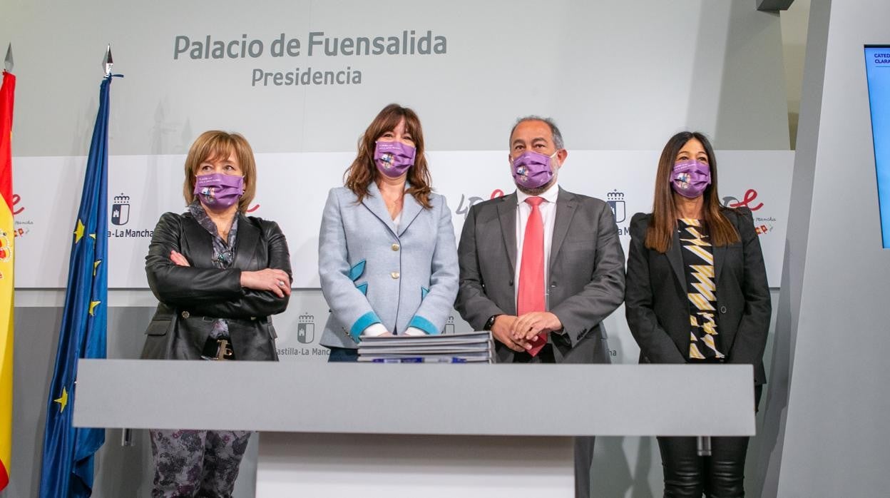 Presentación de la cátedra en el Palacio de Fuensalida