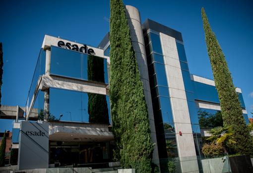 Las exclusivas escuelas donde se forjan los líderes de las grandes empresas