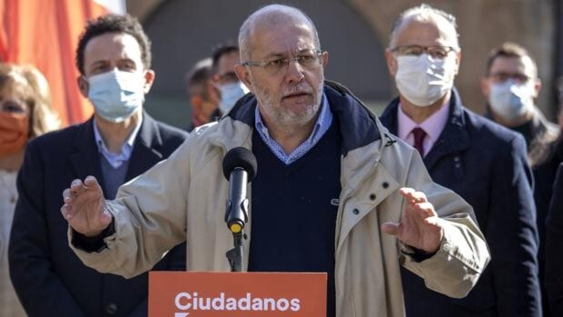 Igea se abre a pactar con el PSOE y condiciona su apoyo a que se acepten sus proyectos