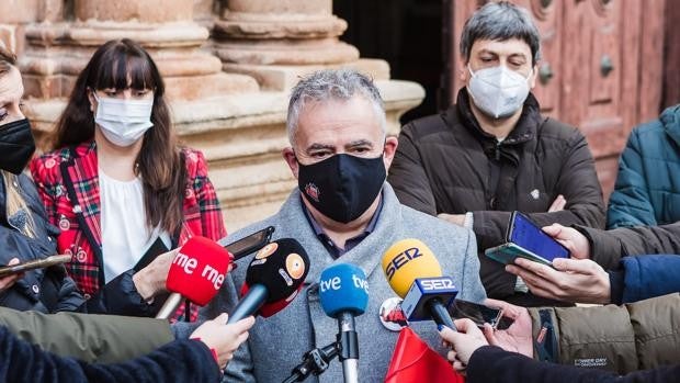 Bolsas, banderas y pósteres a cambio de una donación a Soria ¡YA! para financiar su campaña electoral