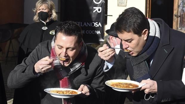 Burgos celebra la tradicional fiesta de los Titos con motivo de San Antón