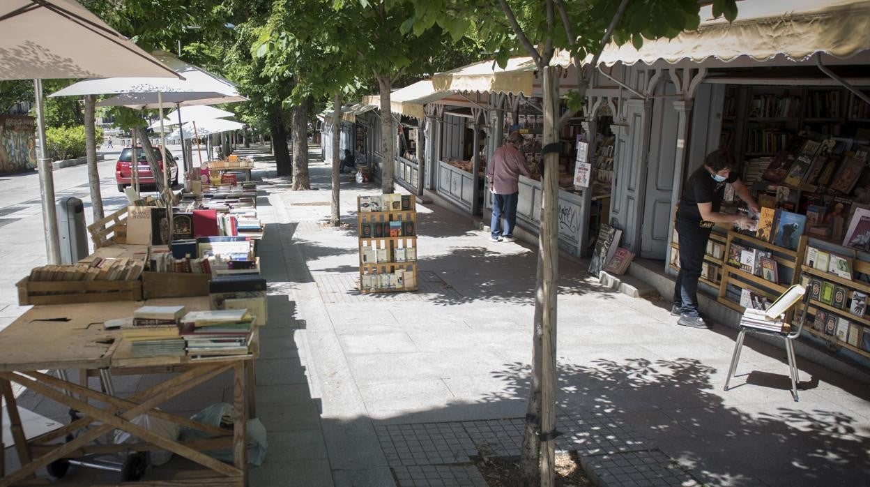 Las casetas de los libreros de la Cuesta de Moyano