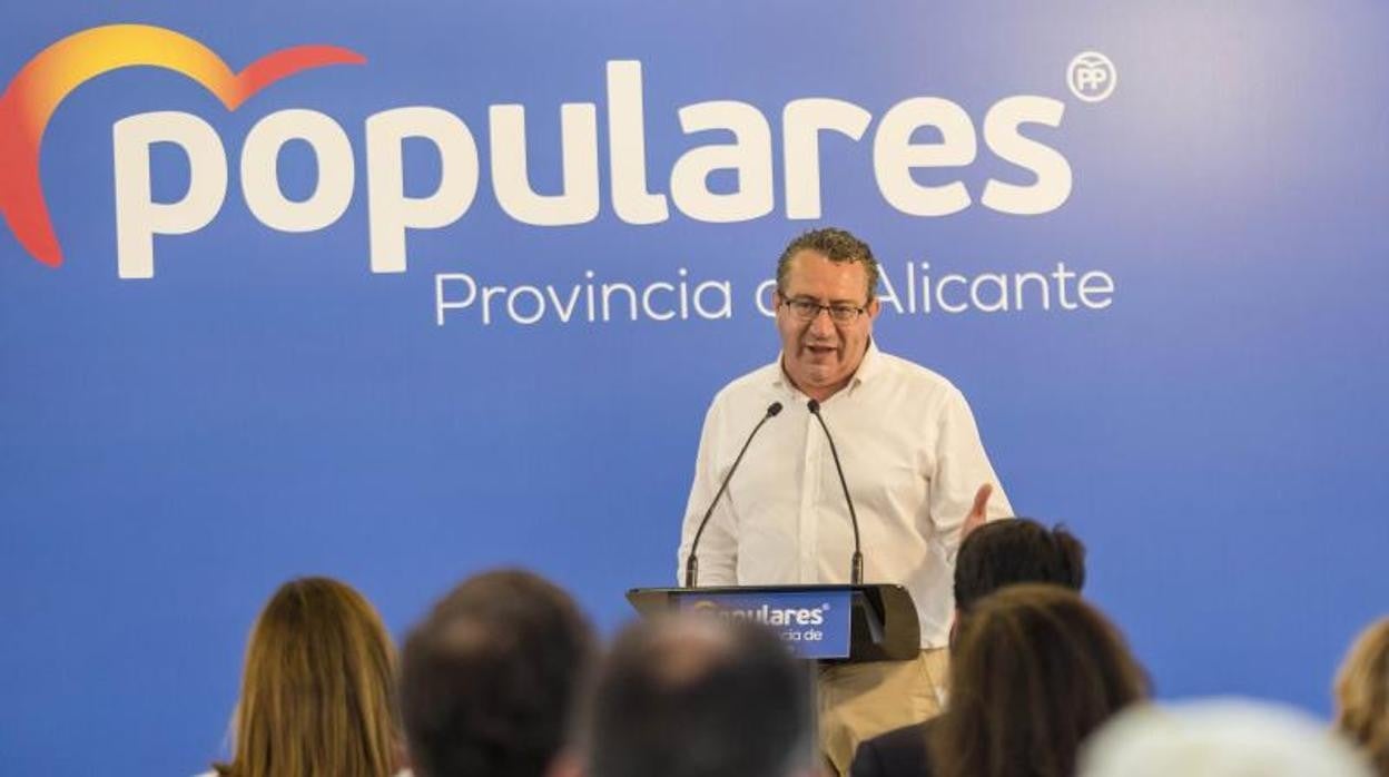 Toni Pérez, presidente del PP provincial