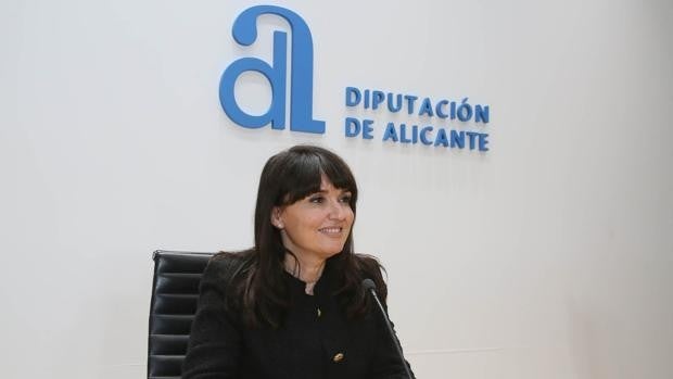 La Diputación de Alicante destina 300.000 euros al equipamiento de las instalaciones culturales municipales