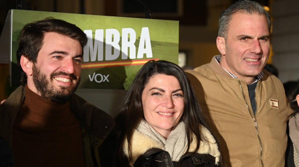 Juan García-Gallardo, junto Javier Ortega Smith y la portavoz Macarena Olona inician campaña en Burgos