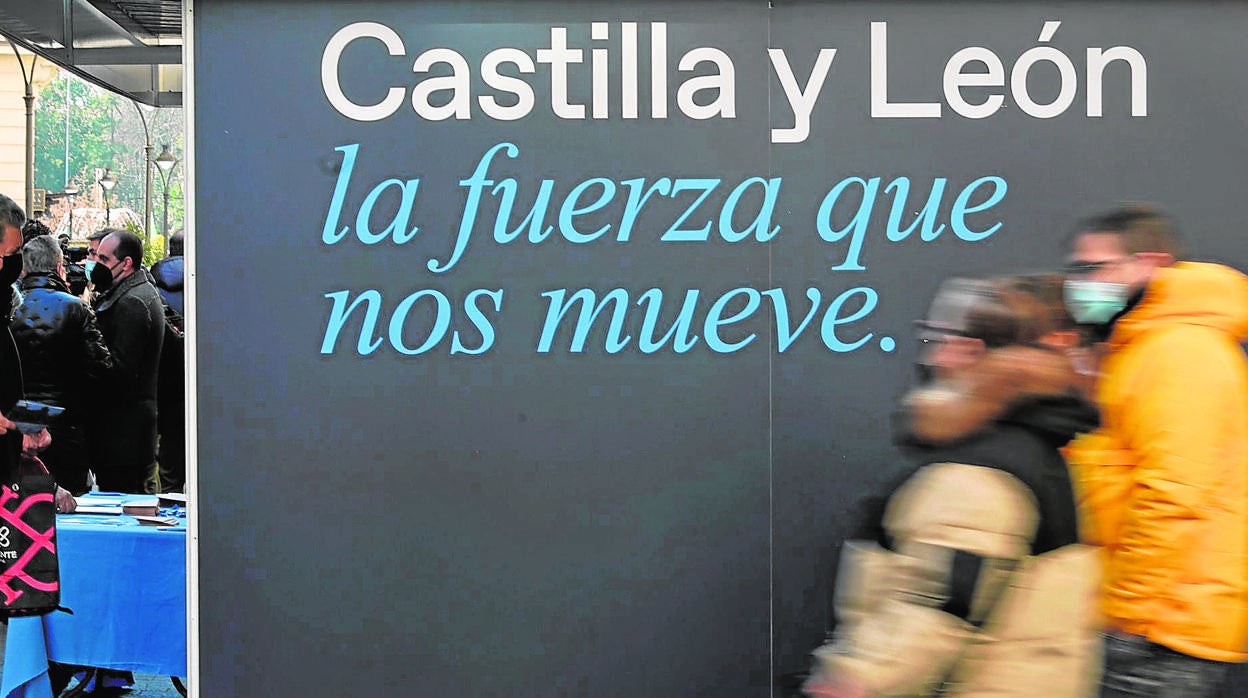 Así son los lemas de andar por &#039;casa&#039; en esta campaña