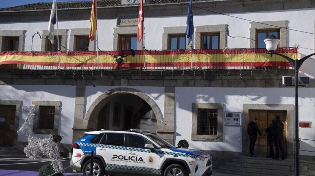 Registro de la Guardia Civil en el Ayuntamiento de San Martín de Valdeiglesias