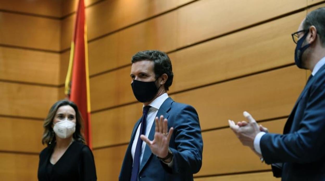 La portavoz del PP en el Congreso, Cuca Gamarra; el presidente del PP, Pablo Casado; y el portavoz del PP en el Senado, Javier Maroto