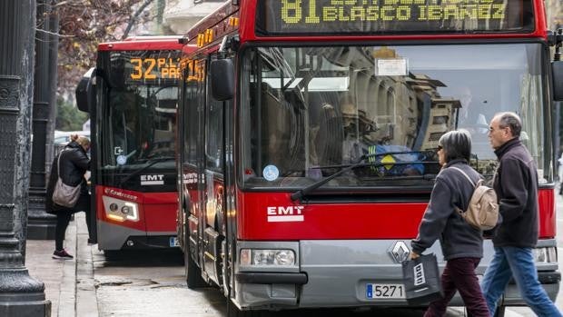 Facua denuncia a la EMT de Valencia por no ofrecer un teléfono gratuito para la atención a los usuarios