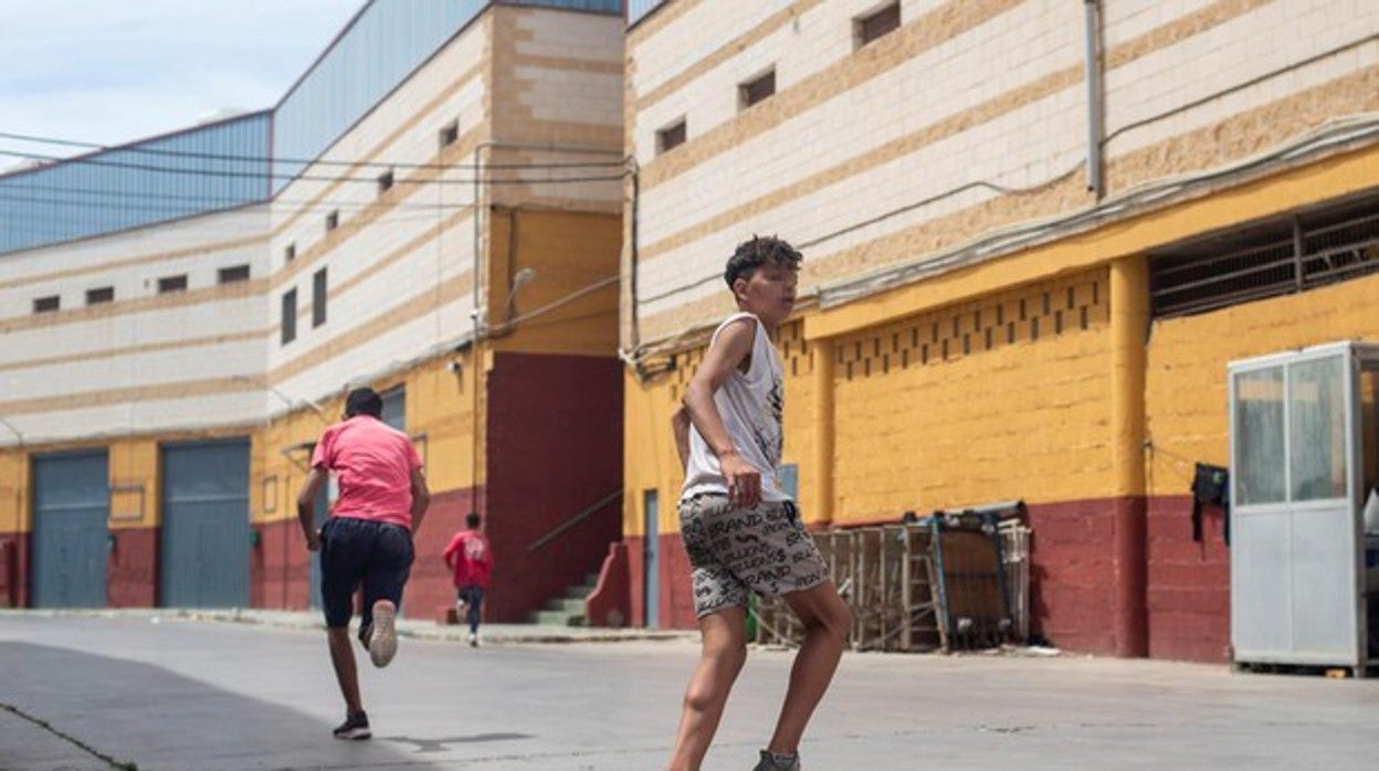 Menores en las calles de Ceuta