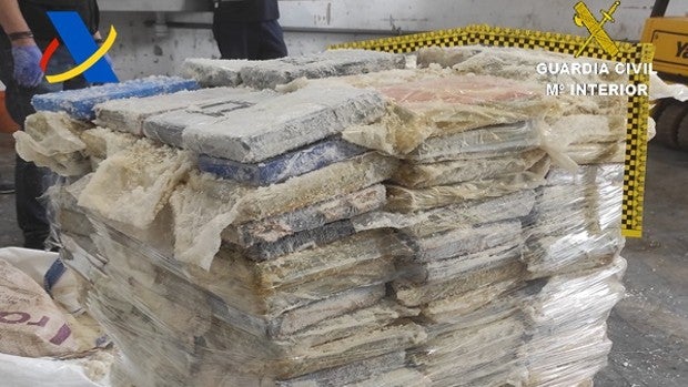 Interceptados 268 kilos de cocaína en el puerto de Las Palmas enmascarados en sacos de azúcar