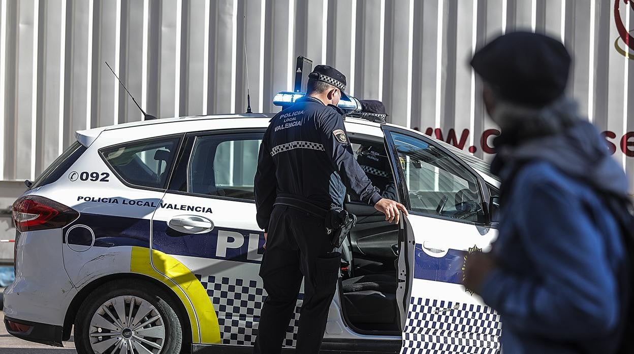 Una imagen de archivo de un coche de Policía Local