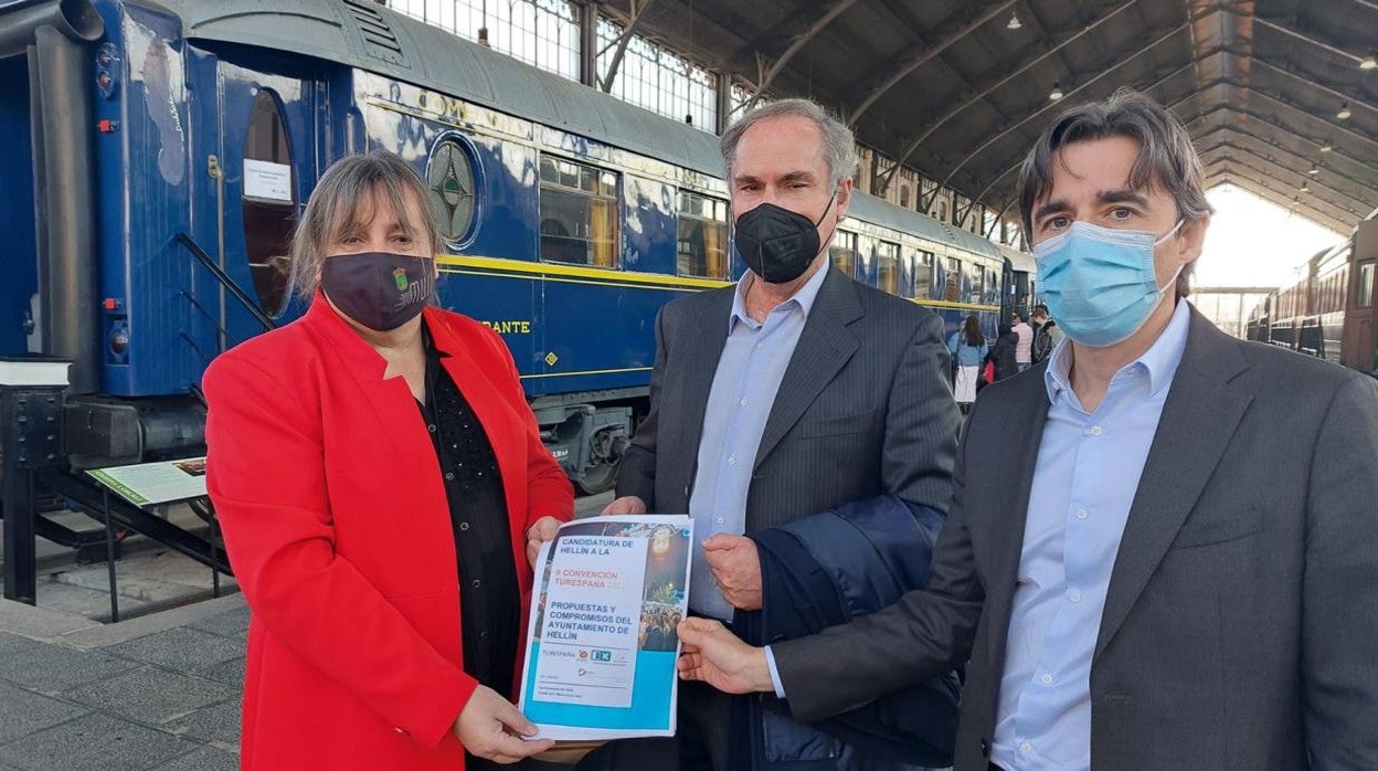 La candidatura de Hellín se presentó en el Museo del Ferrocarril de Madrid