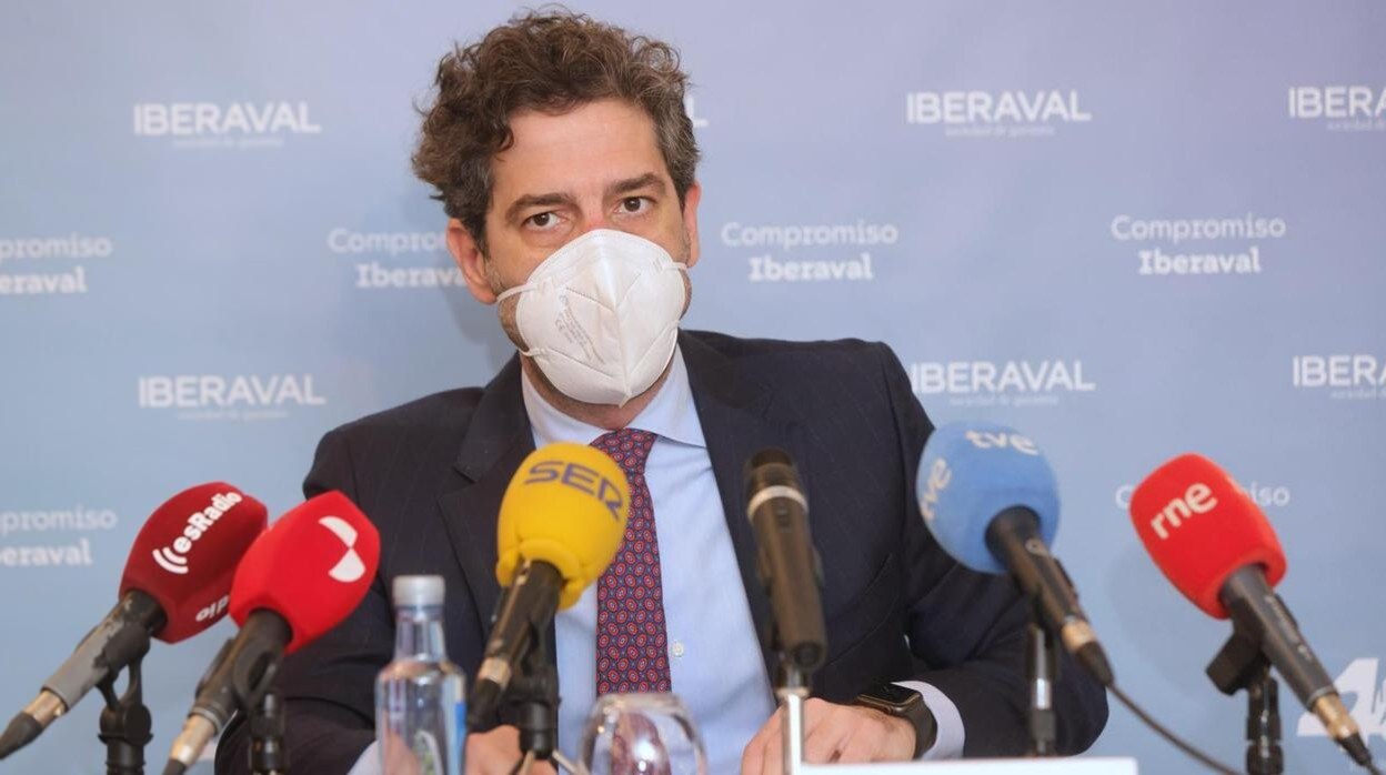 El presidente de Iberaval, César Pontvianne, presenta los resultados de la sociedad de garantía durante 2021