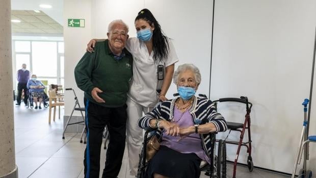 El TSXG autoriza prorrogar el pasaporte Covid en residencias y hospitales