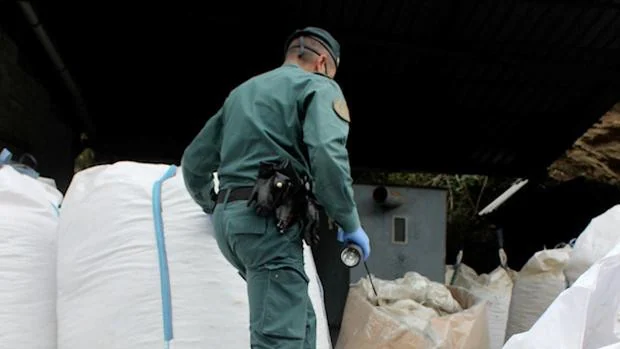 Descubiertas 300 toneladas de residuos en Igüeña acumuladas de forma ilegal