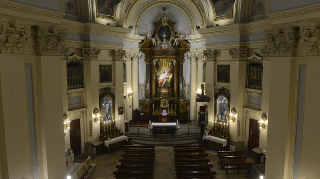 Altar de la parroquia de San Lorenzo