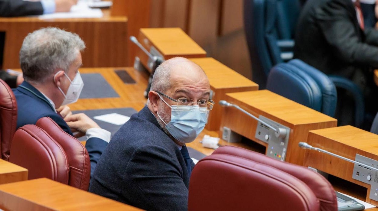 Francisco Igea durante el Pleno de Constitución de las Cortes