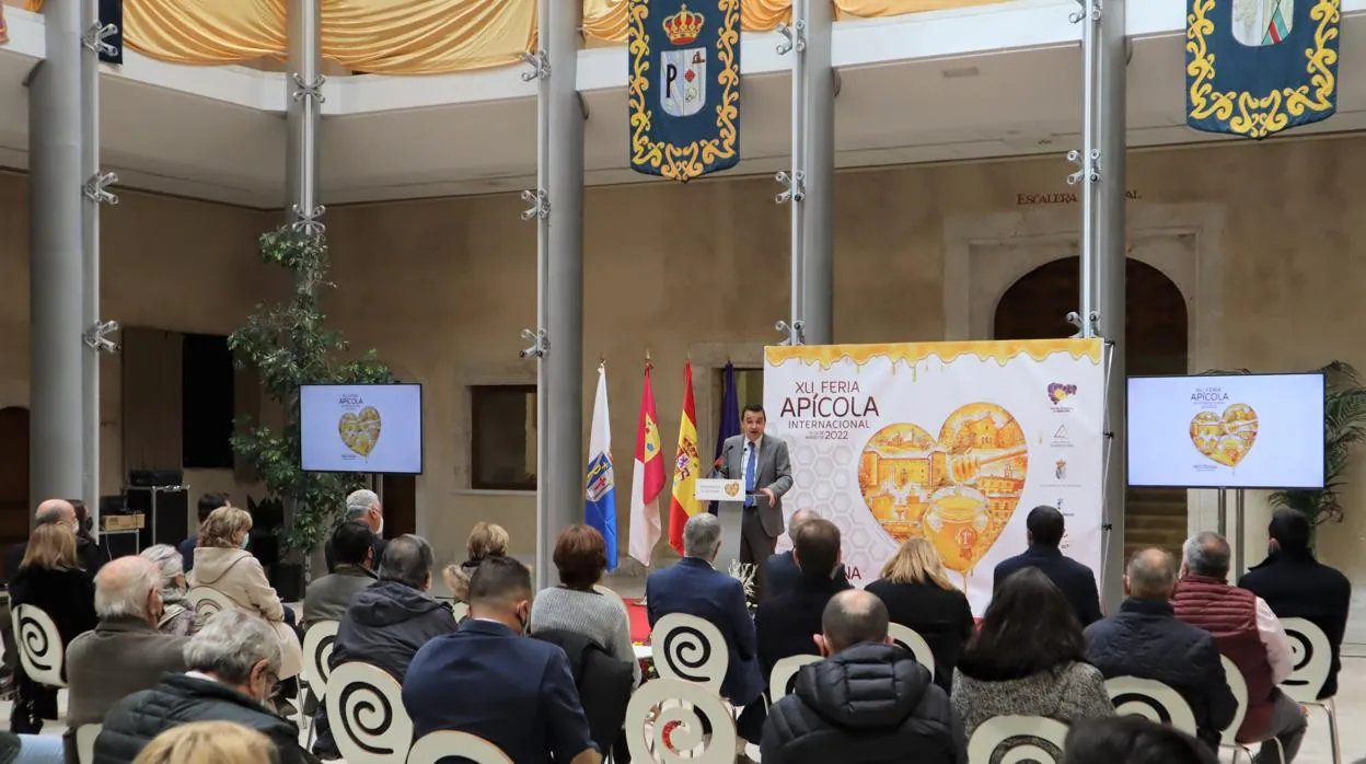 Arranca la edición presencial de la XLI Feria Apícola de Pastrana tras dos años de parón por la pandemia