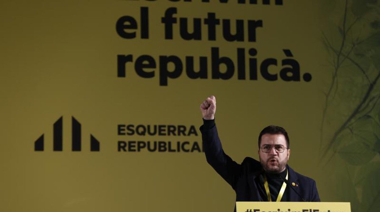 Aragonès, durante su intervención en el Congreso de ERC