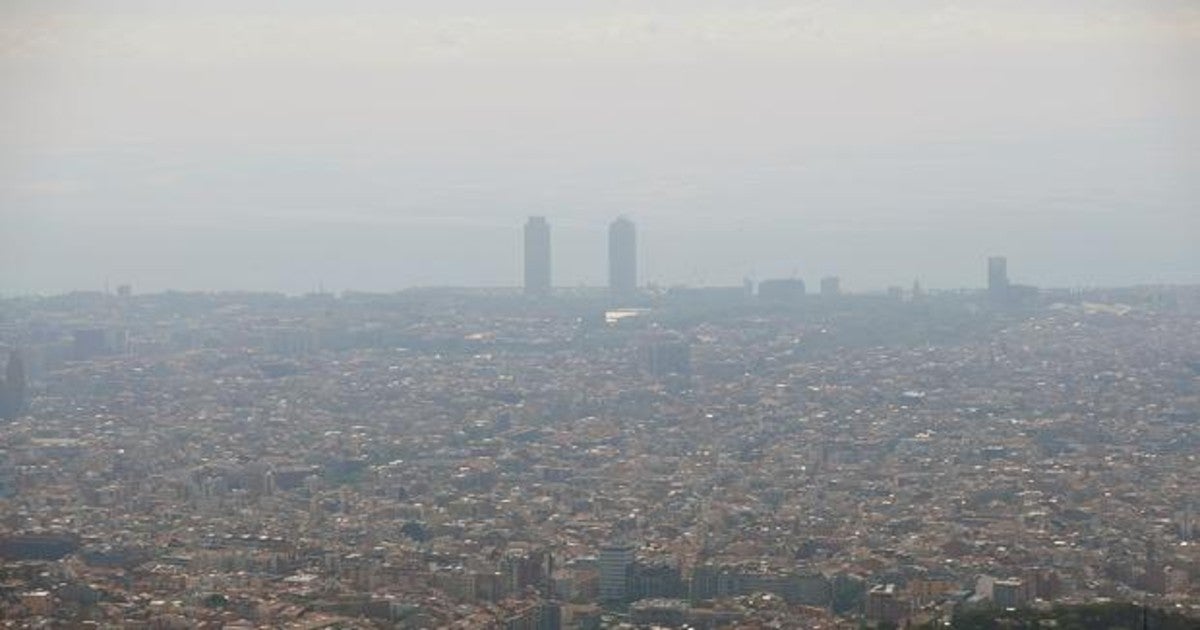 Imagen de contaminación sobre la ciudad de Barcelona