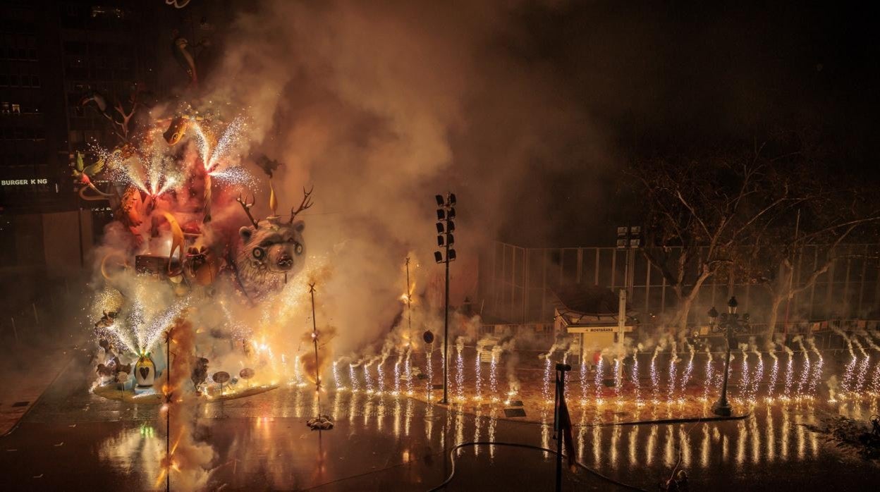 Imagen de la Cremà de la falla municipal de Valencia