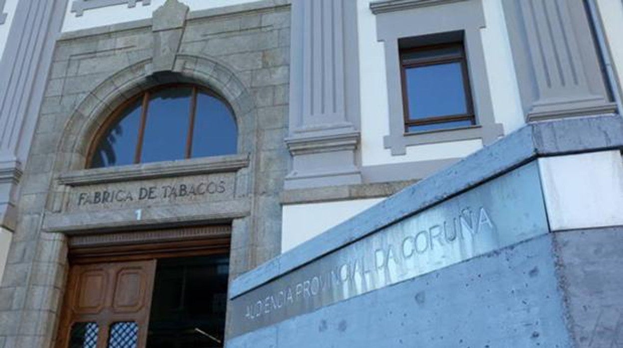 Fachada de la Audiencia de La Coruña, en una imagen de archivo