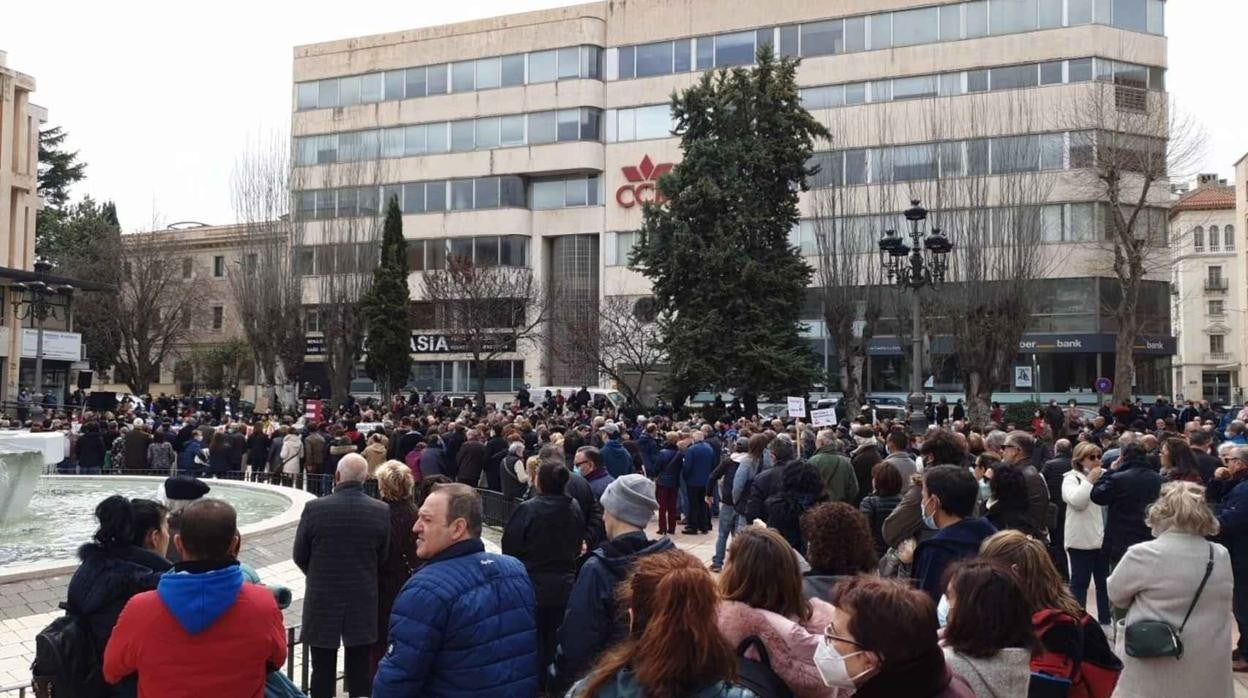 Protesta para rechazar que siga adelante el Plan X Cuenca y el desmantelamiento del tren convencional