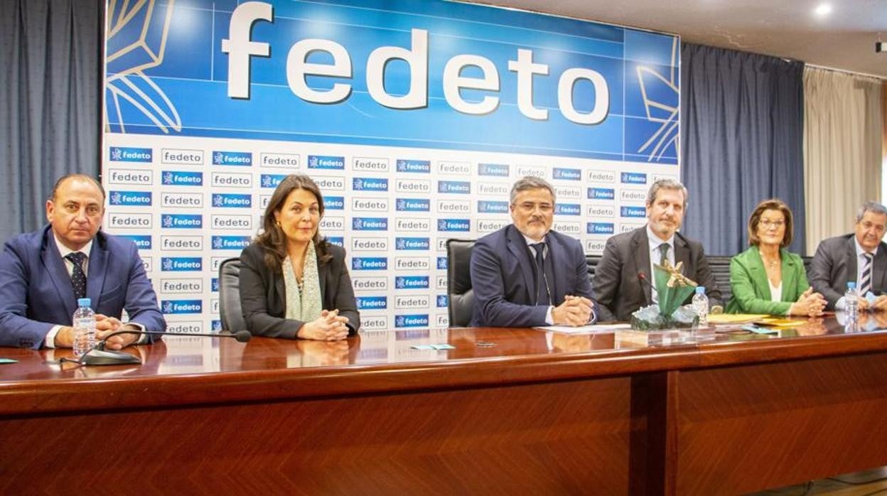 Parte del nuevo Comité Ejecutivo de Fedeto