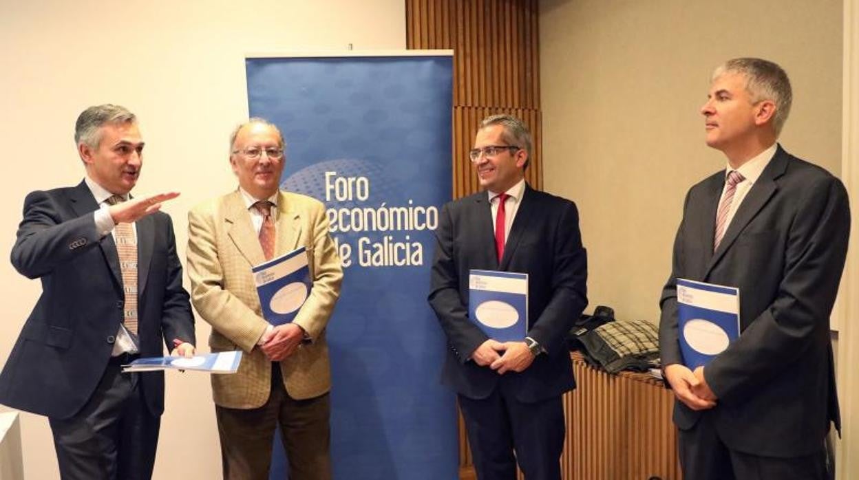 Armesto, González Laxe, Sánchez y Lago, economistas del Foro Económico de Galicia